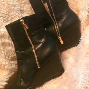 MK leather boots